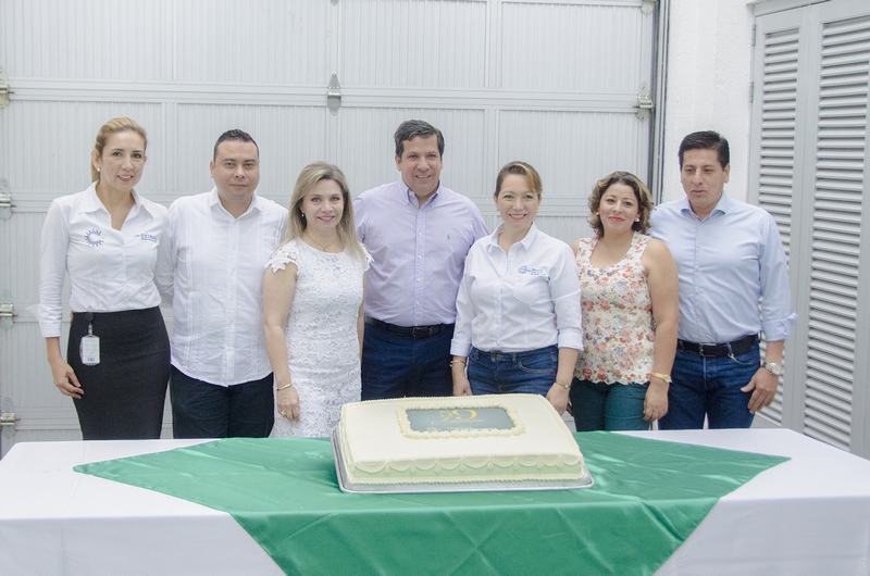 Ana María Bahamón, Rodrigo Hernández, Gloria Enid Perdomo, gerente de Las Ceibas E.S.P.; Rodrigo Lara Sánchez, alcalde de Neiva; Deicy Martina Cabrera, Norbelly Artunduaga y Aldrual Cardozo.